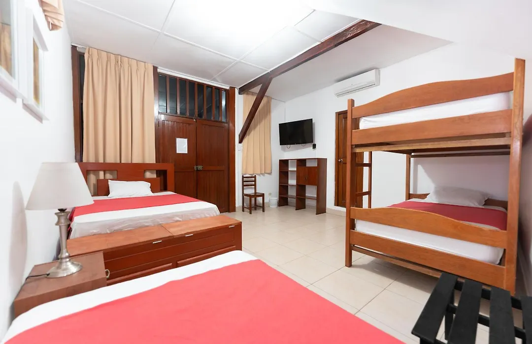 Hostal CENTRIKA-1